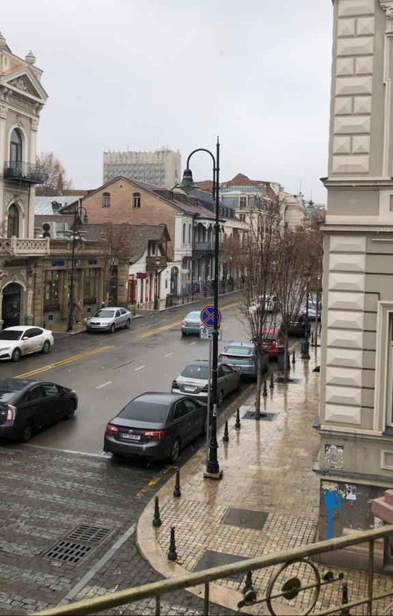 Mariam Hotel Tbilisi Buitenkant foto