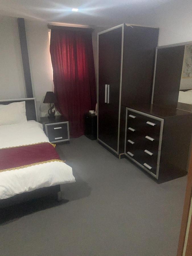 Mariam Hotel Tbilisi Buitenkant foto